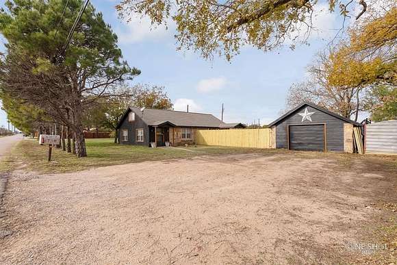 2.55 Acres of Residential Land with Home for Sale in Clyde, Texas