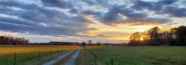 62.894 Acres of Land with Home for Sale in Water View, Virginia