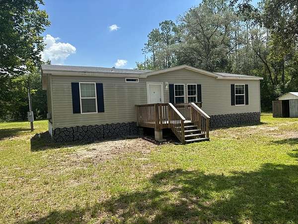 3 Acres of Land with Home for Sale in Old Town, Florida