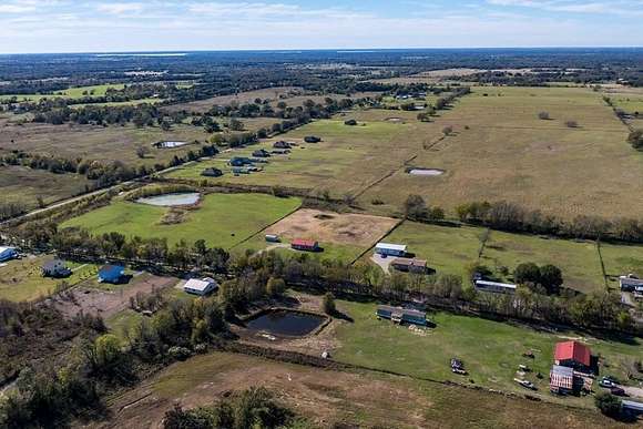 3 Acres of Residential Land with Home for Sale in Mabank, Texas