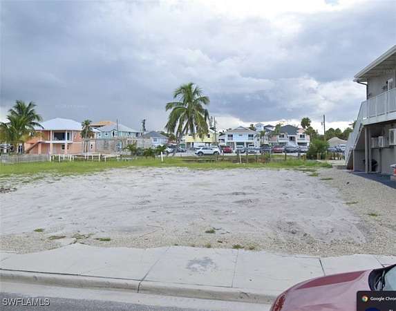 0.17 Acres of Mixed-Use Land for Sale in Fort Myers Beach, Florida