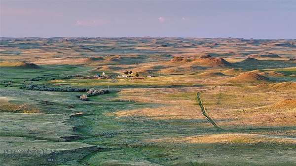 10,557 Acres of Land with Home for Sale in Cohagen, Montana