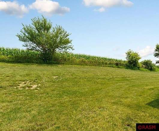 0.28 Acres of Residential Land for Sale in Madelia, Minnesota