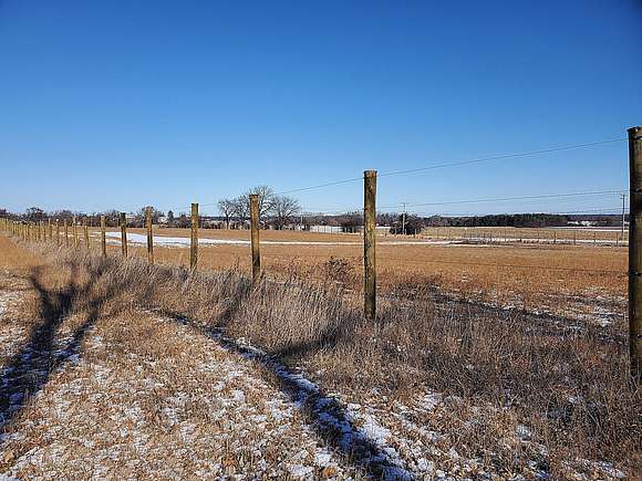 5 Acres of Agricultural Land for Sale in Antioch, Illinois