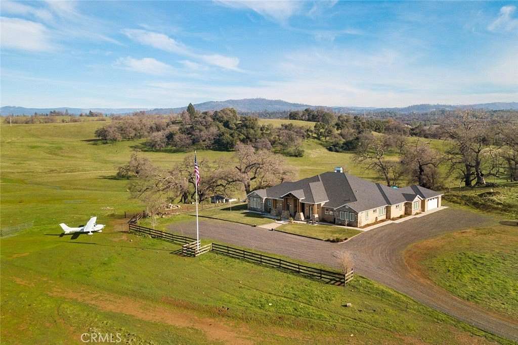 215.09 Acres of Land with Home for Sale in Oroville, California