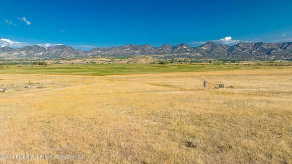 14.17 Acres of Land for Sale in Silt, Colorado