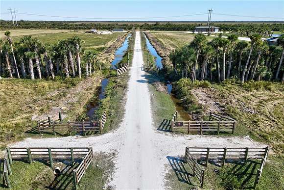 125 Acres of Land with Home for Sale in Fort Pierce, Florida