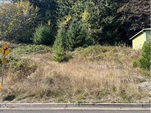 0.21 Acres of Residential Land for Sale in Cottage Grove, Oregon