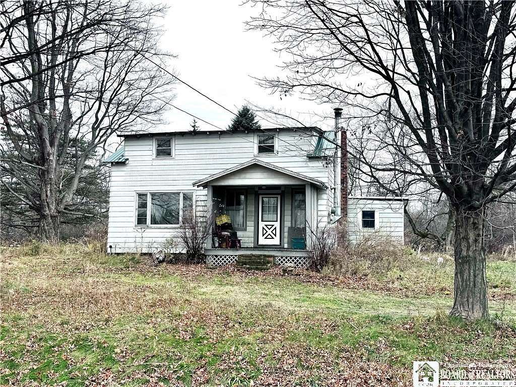 4.7 Acres of Residential Land with Home for Sale in Pomfret Town, New York