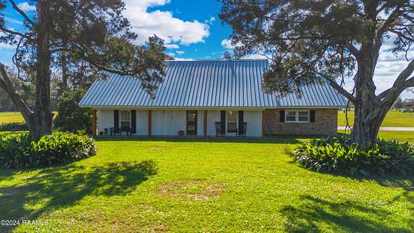 2 Acres of Residential Land with Home for Sale in Breaux Bridge, Louisiana