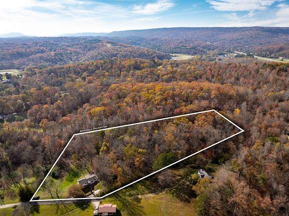 6.3 Acres of Residential Land with Home for Sale in Hixson, Tennessee