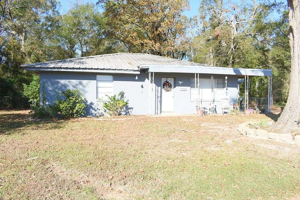 7 Acres of Improved Mixed-Use Land for Lease in Nacogdoches, Texas