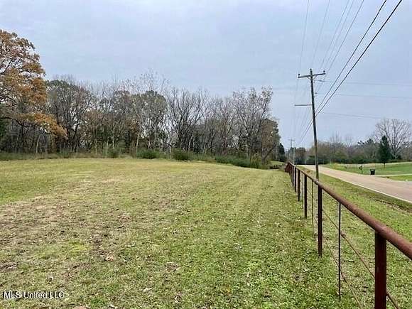 3.9 Acres of Land for Sale in Senatobia, Mississippi