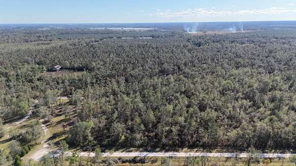 5.01 Acres of Residential Land for Sale in Lee, Florida