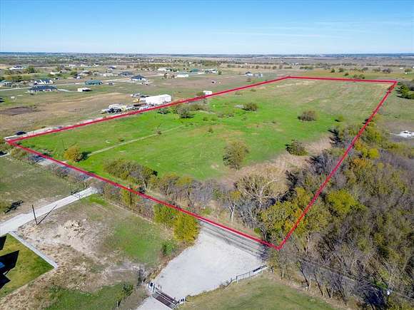 20 Acres of Land for Sale in Decatur, Texas