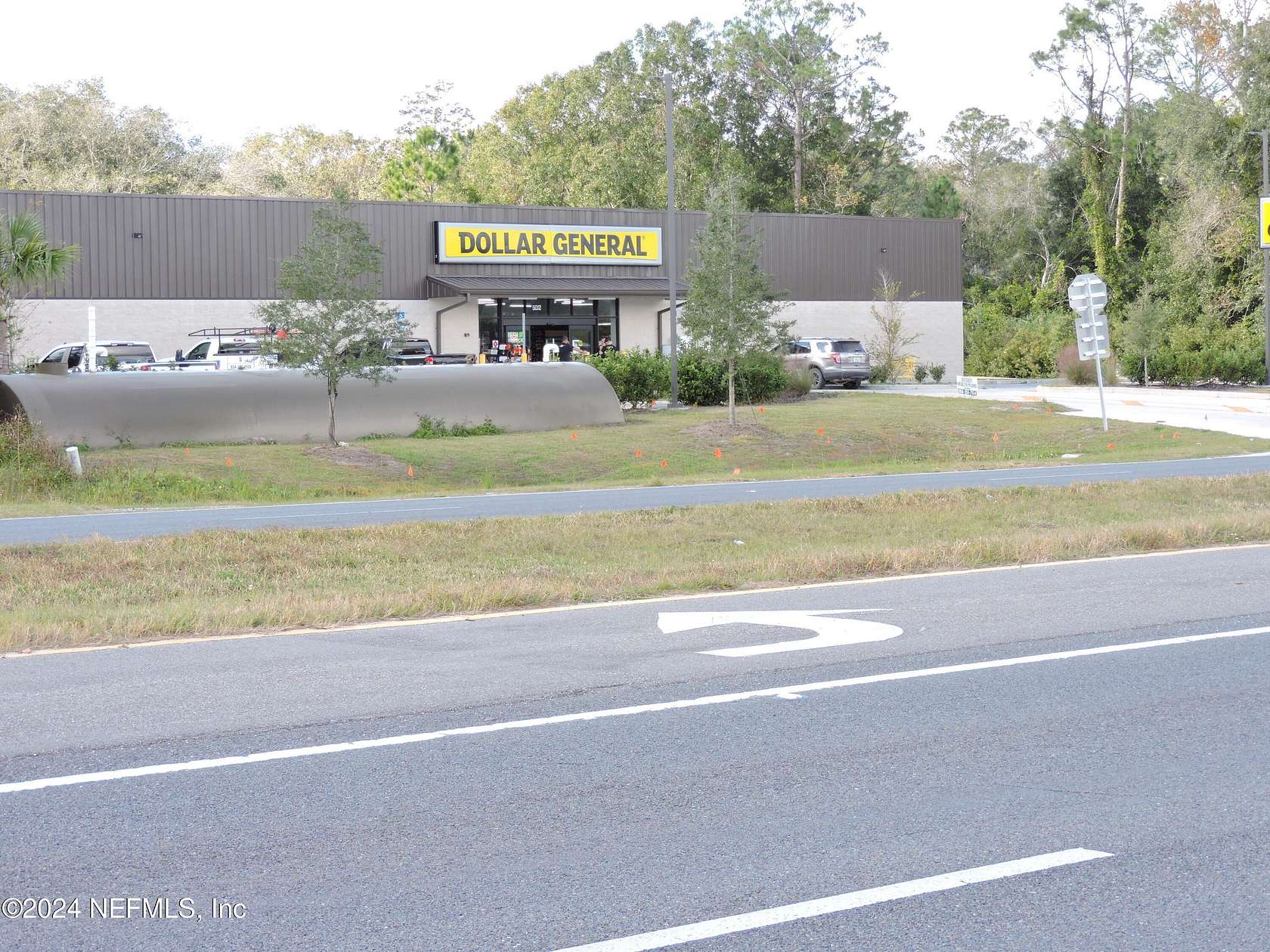 4.66 Acres of Improved Commercial Land for Sale in Green Cove Springs, Florida