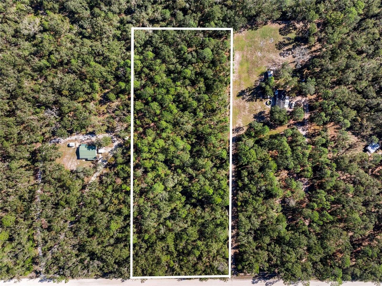 5.57 Acres of Residential Land for Sale in Old Town, Florida