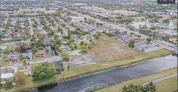 2.73 Acres of Improved Commercial Land for Sale in Lauderdale Lakes, Florida