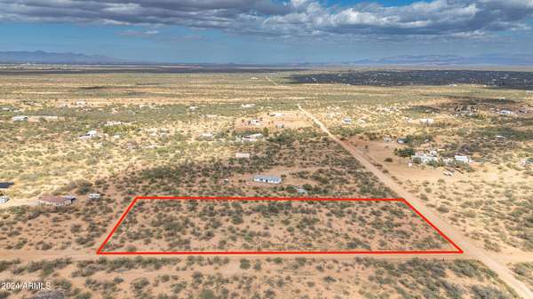 4 Acres of Land for Sale in Hereford, Arizona