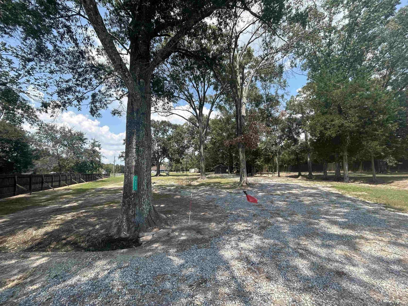 1.21 Acres of Residential Land for Sale in Zachary, Louisiana