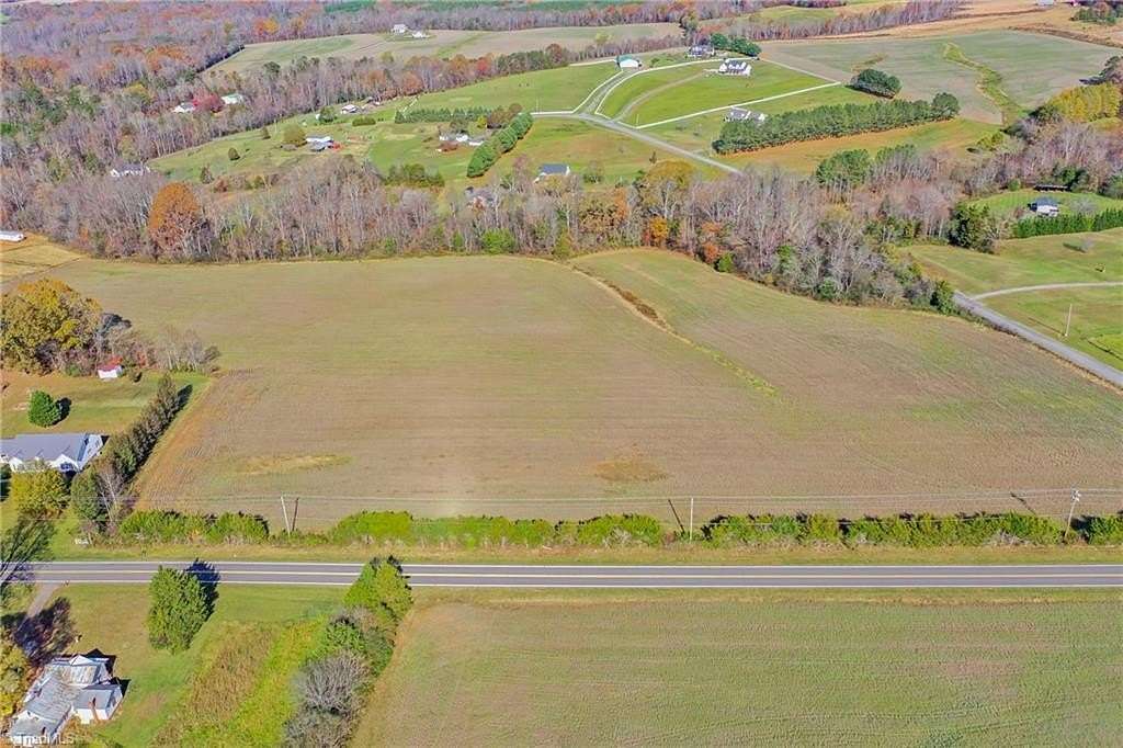 23.035 Acres of Agricultural Land for Sale in Harmony, North Carolina