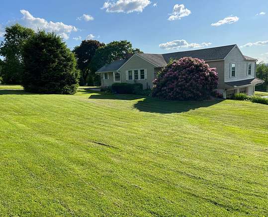 3.41 Acres of Residential Land with Home for Sale in Washington, Connecticut