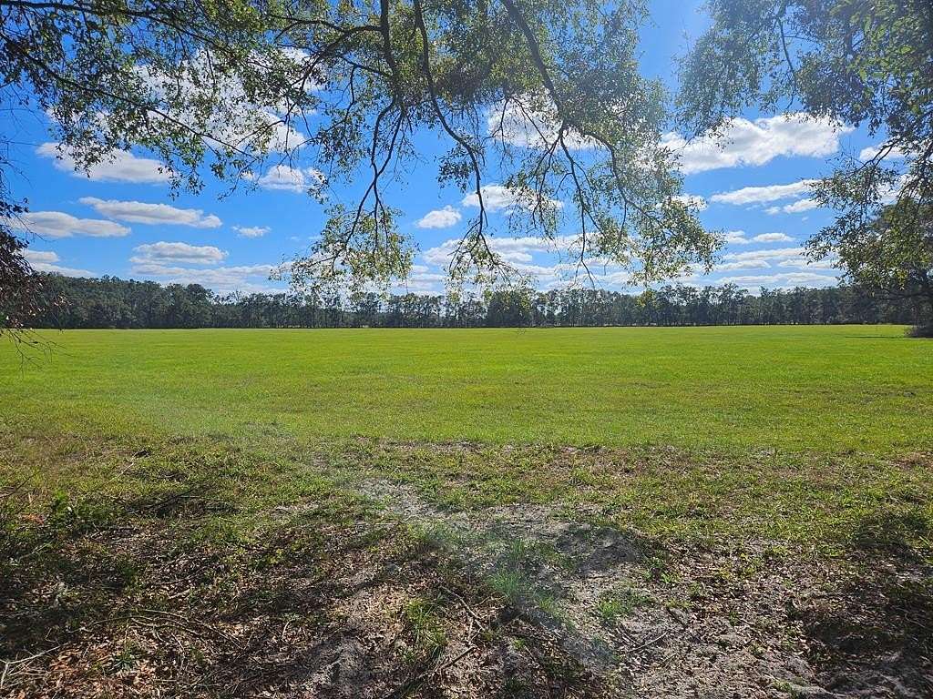 40 Acres of Recreational Land for Sale in Branford, Florida