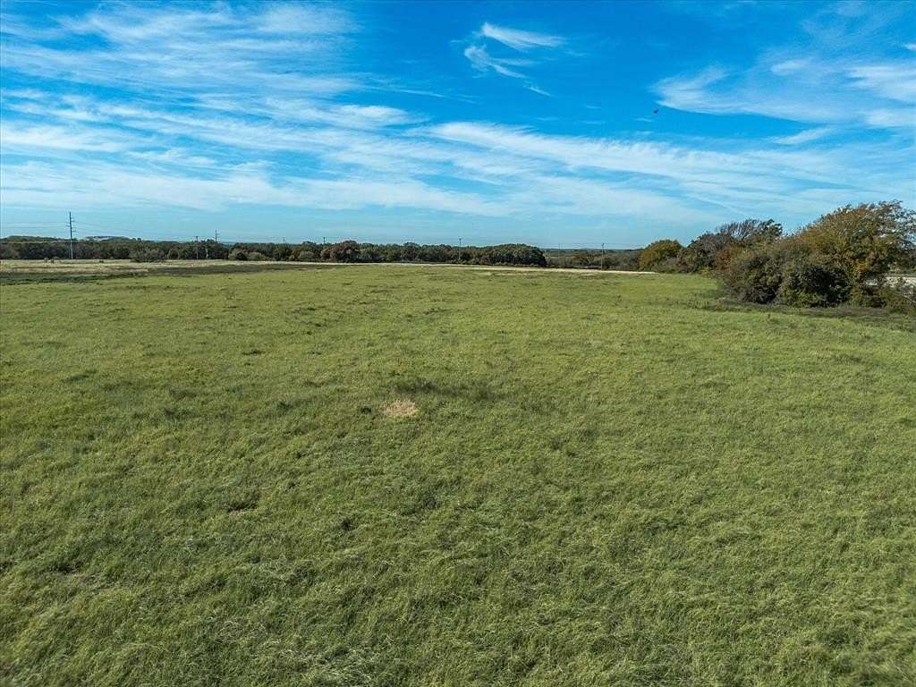 10.246 Acres of Agricultural Land for Sale in Chico, Texas