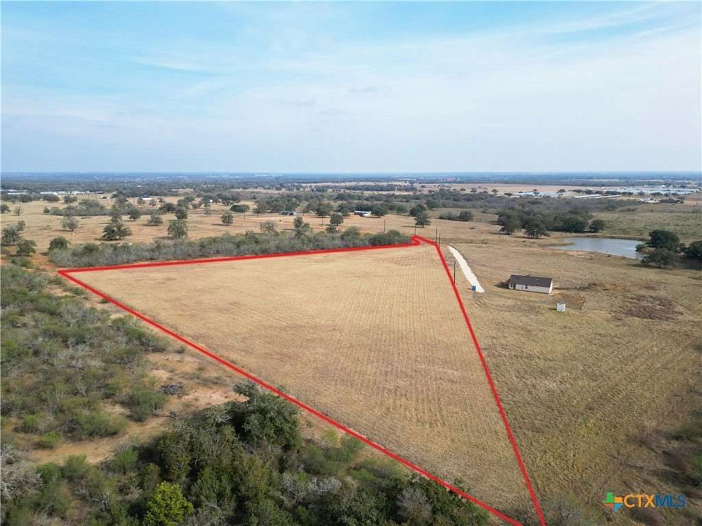 6.645 Acres of Residential Land for Sale in Harwood, Texas