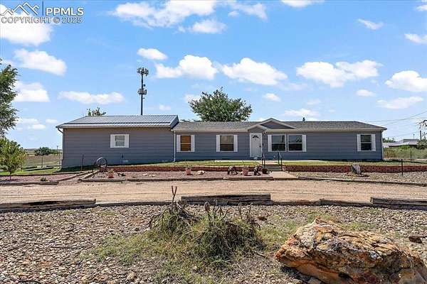 2.37 Acres of Residential Land with Home for Sale in La Junta, Colorado