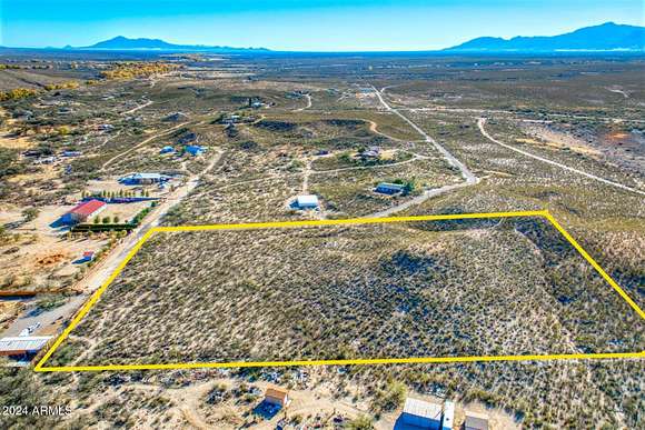 6.6 Acres of Land for Sale in Sierra Vista, Arizona