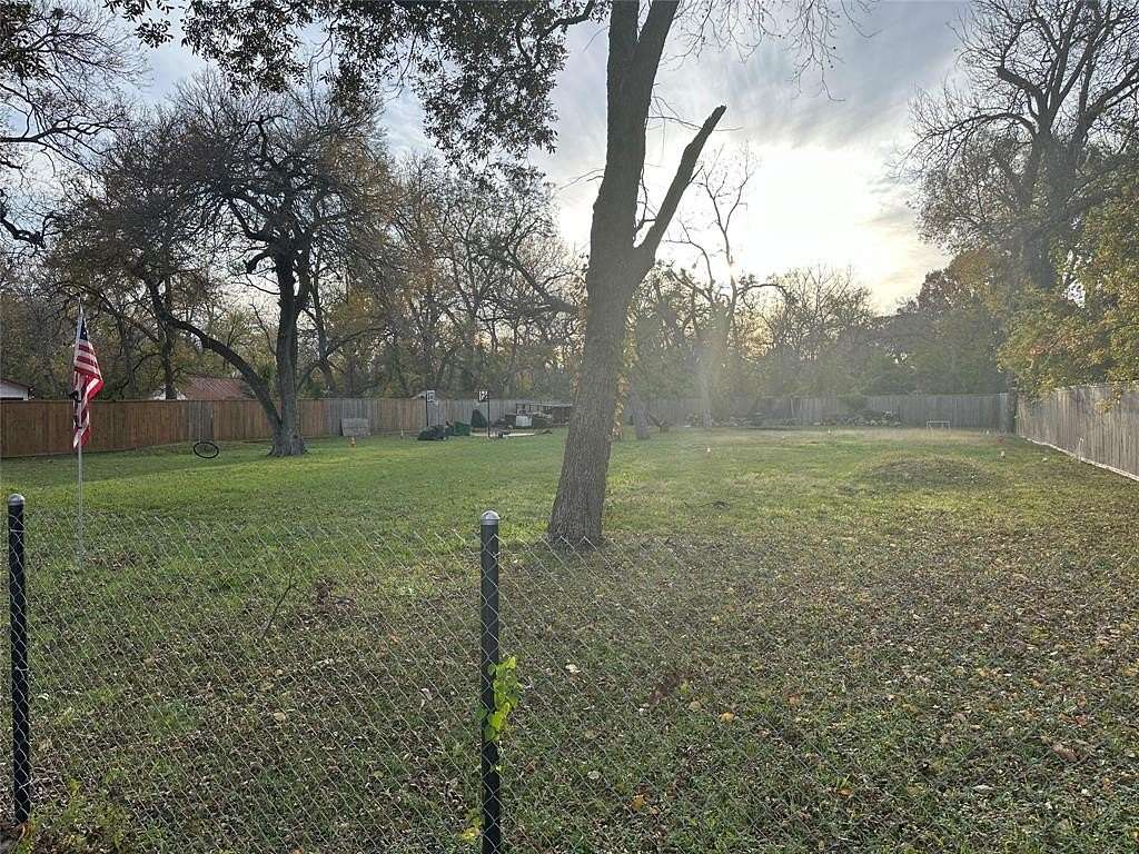 1 Acre of Residential Land for Sale in Dallas, Texas