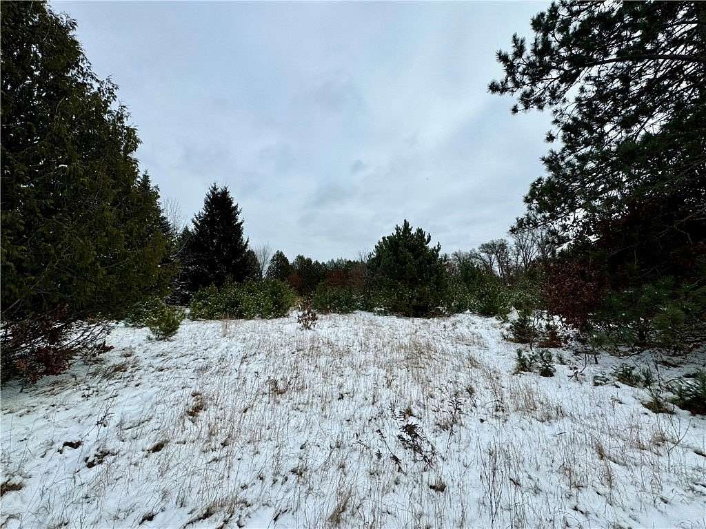 1.18 Acres of Residential Land for Sale in Eau Claire, Wisconsin