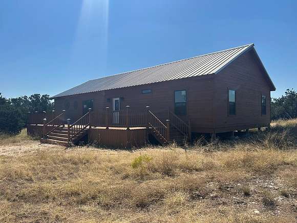 5.66 Acres of Residential Land with Home for Sale in Mountain Home, Texas