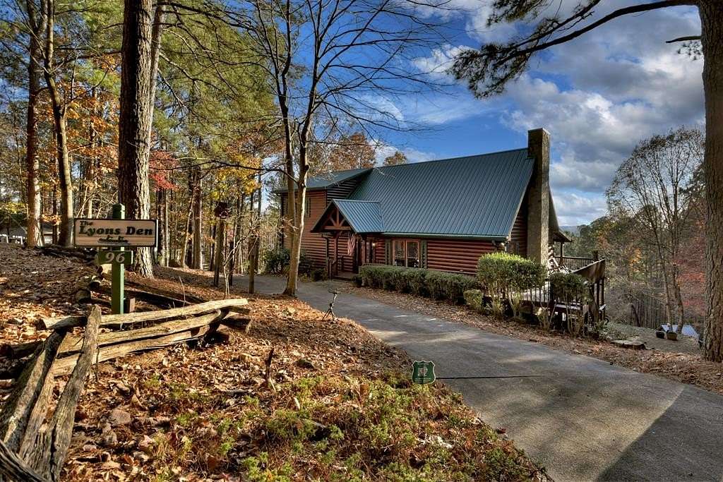 2.14 Acres of Residential Land with Home for Sale in Ellijay, Georgia