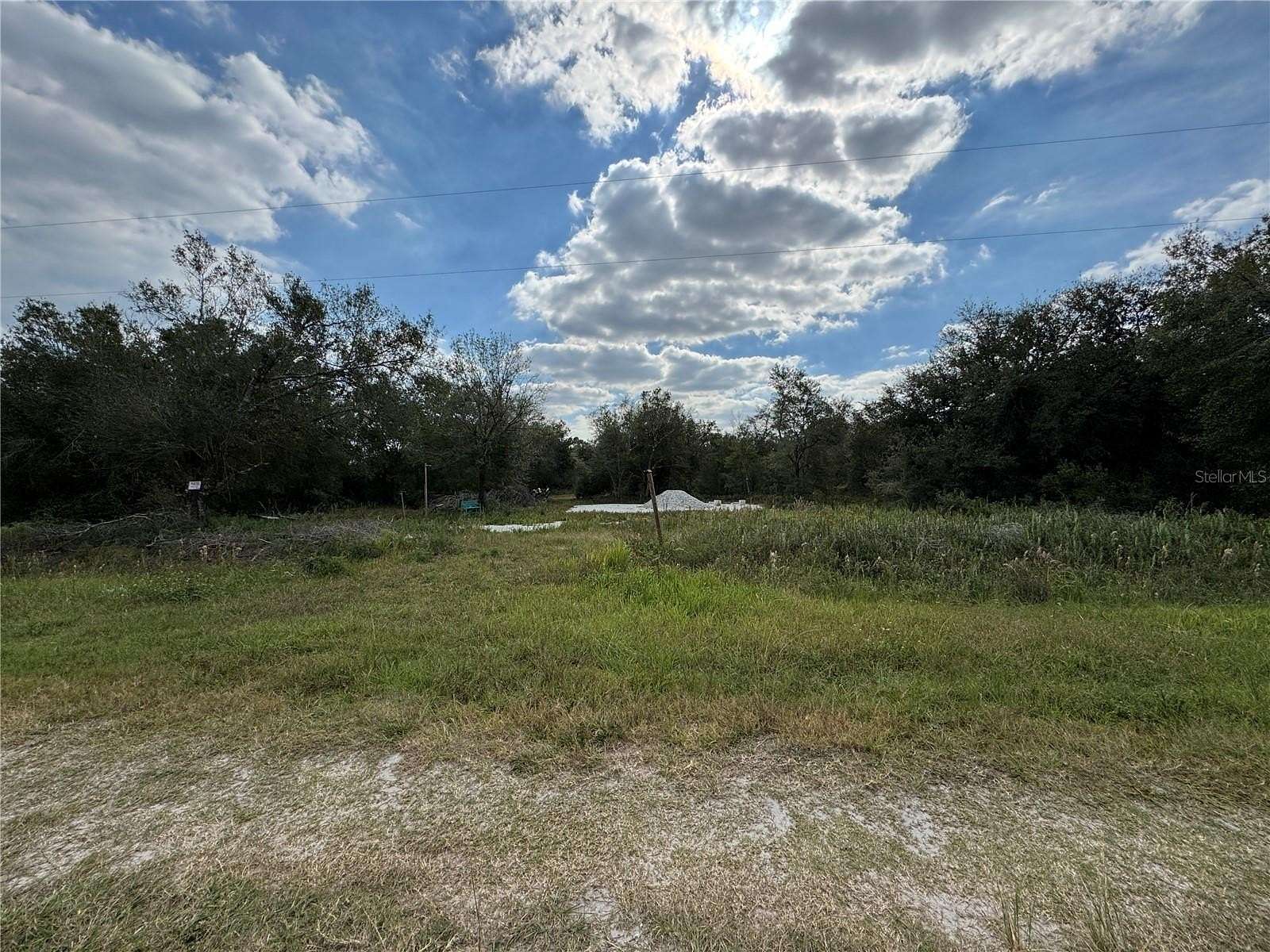 1.25 Acres of Residential Land for Sale in Okeechobee, Florida