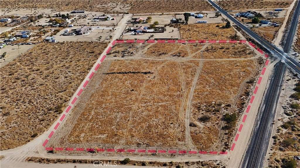 7.5 Acres of Land for Sale in Phelan, California