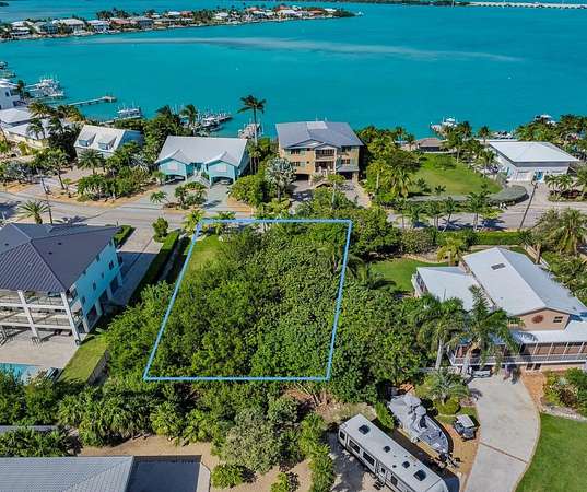 0.24 Acres of Land for Sale in Duck Key, Florida