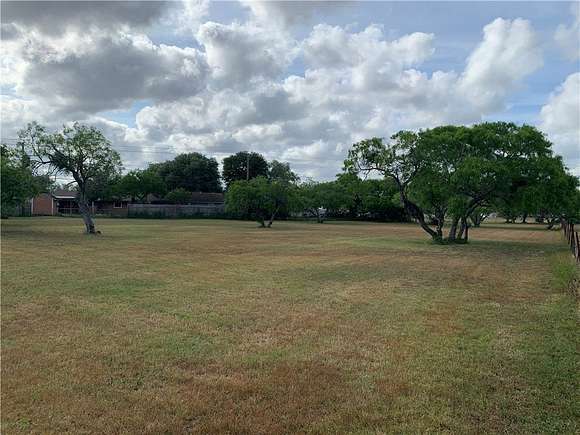 1.11 Acres of Residential Land for Sale in Corpus Christi, Texas