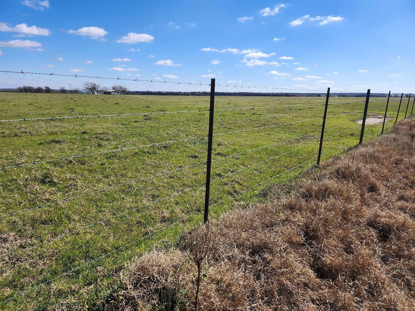 1.05 Acres of Land for Sale in Coupland, Texas