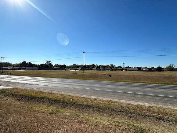 2.6 Acres of Commercial Land for Sale in Whitesboro, Texas