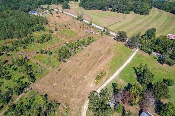 10 Acres of Land for Sale in Oxford, Mississippi