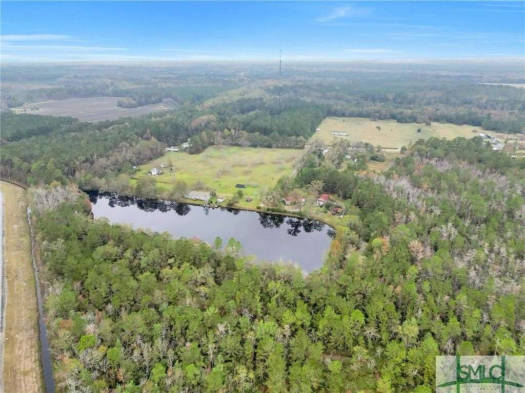 21 Acres of Agricultural Land with Home for Sale in Pembroke, Georgia