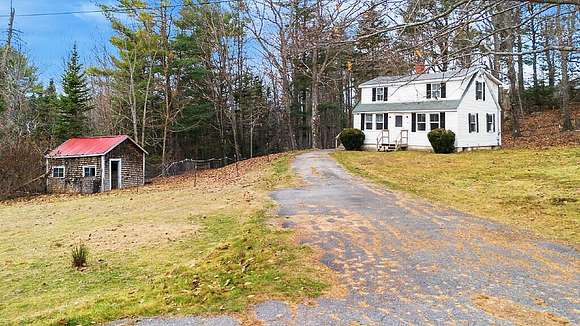 4.5 Acres of Residential Land with Home for Sale in Wiscasset, Maine