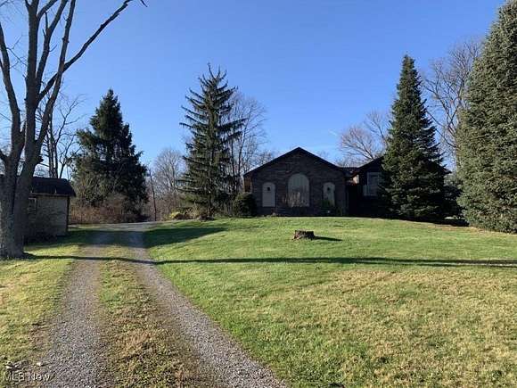 9 Acres of Land with Home for Sale in Wooster, Ohio