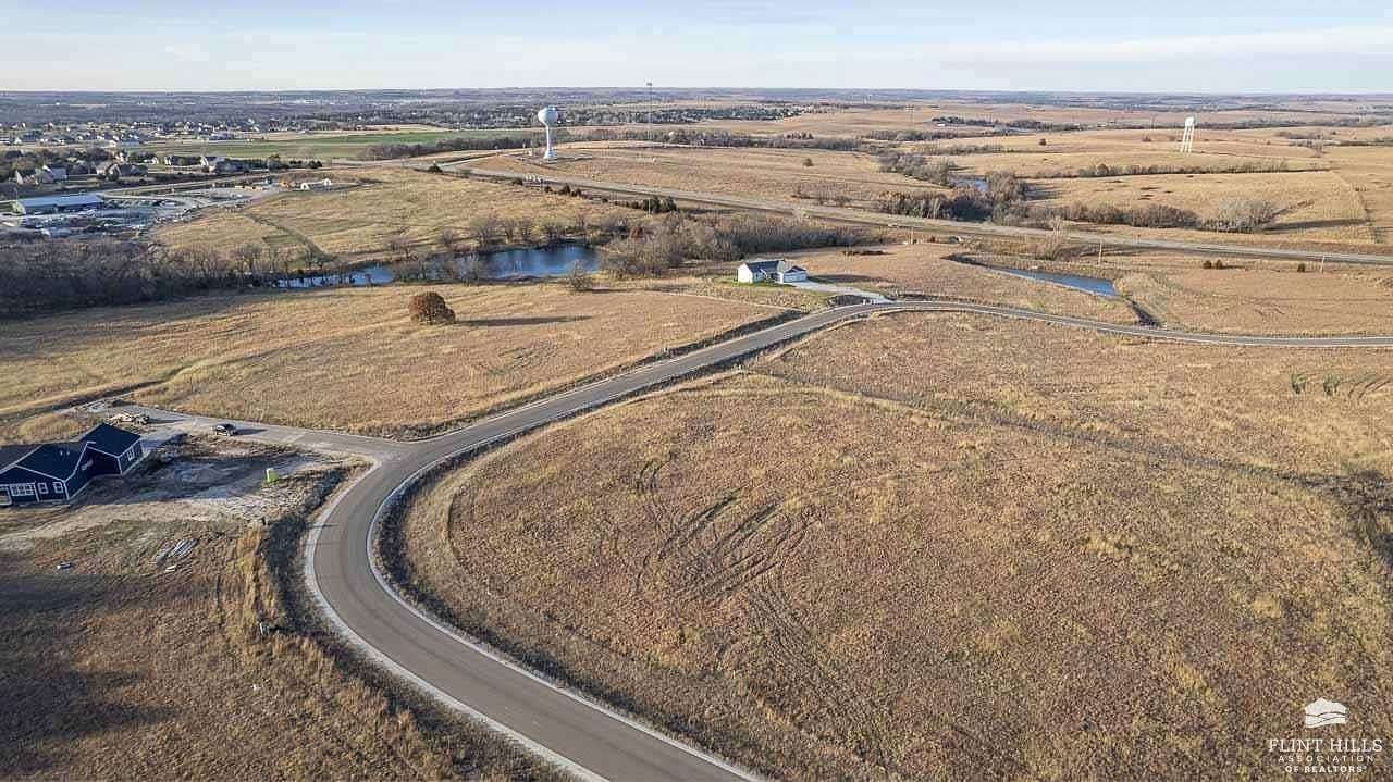 2 Acres of Residential Land for Sale in Wamego, Kansas