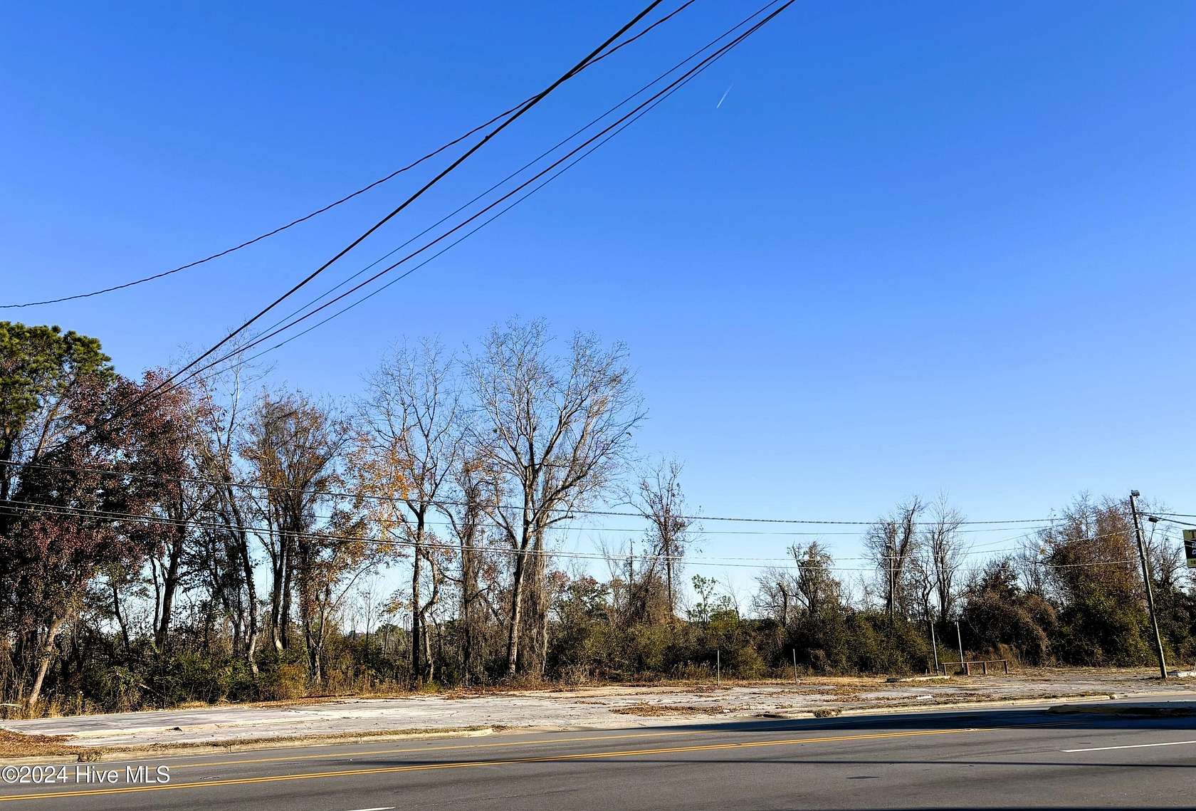 1.27 Acres of Commercial Land for Sale in Jacksonville, North Carolina