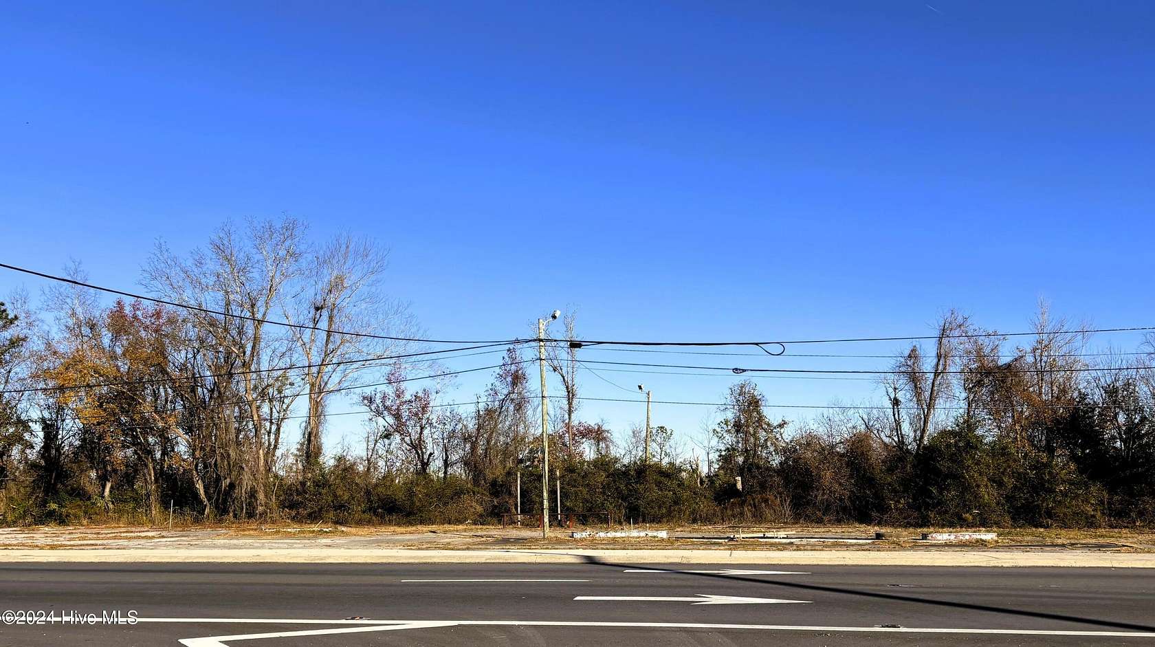 1.27 Acres of Commercial Land for Sale in Jacksonville, North Carolina