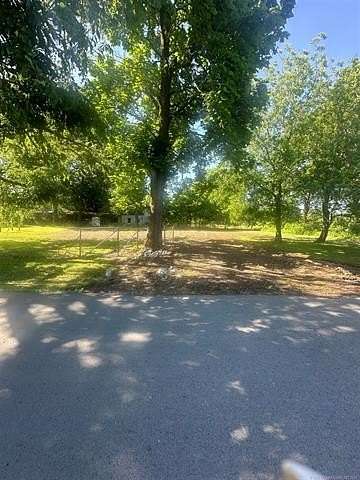 0.305 Acres of Residential Land for Sale in Muskogee, Oklahoma