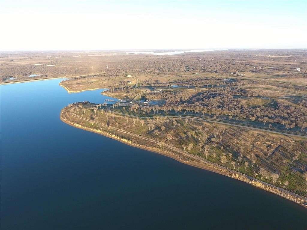 1.292 Acres of Land for Sale in Corsicana, Texas